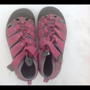Pink Keen Sandal